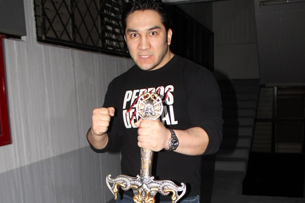 AAA's Del Perro Aguayo dies after match with Rey Mysterio - The Majors ...