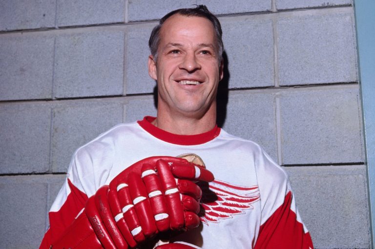 Hockey legend Gordie Howe has passed away