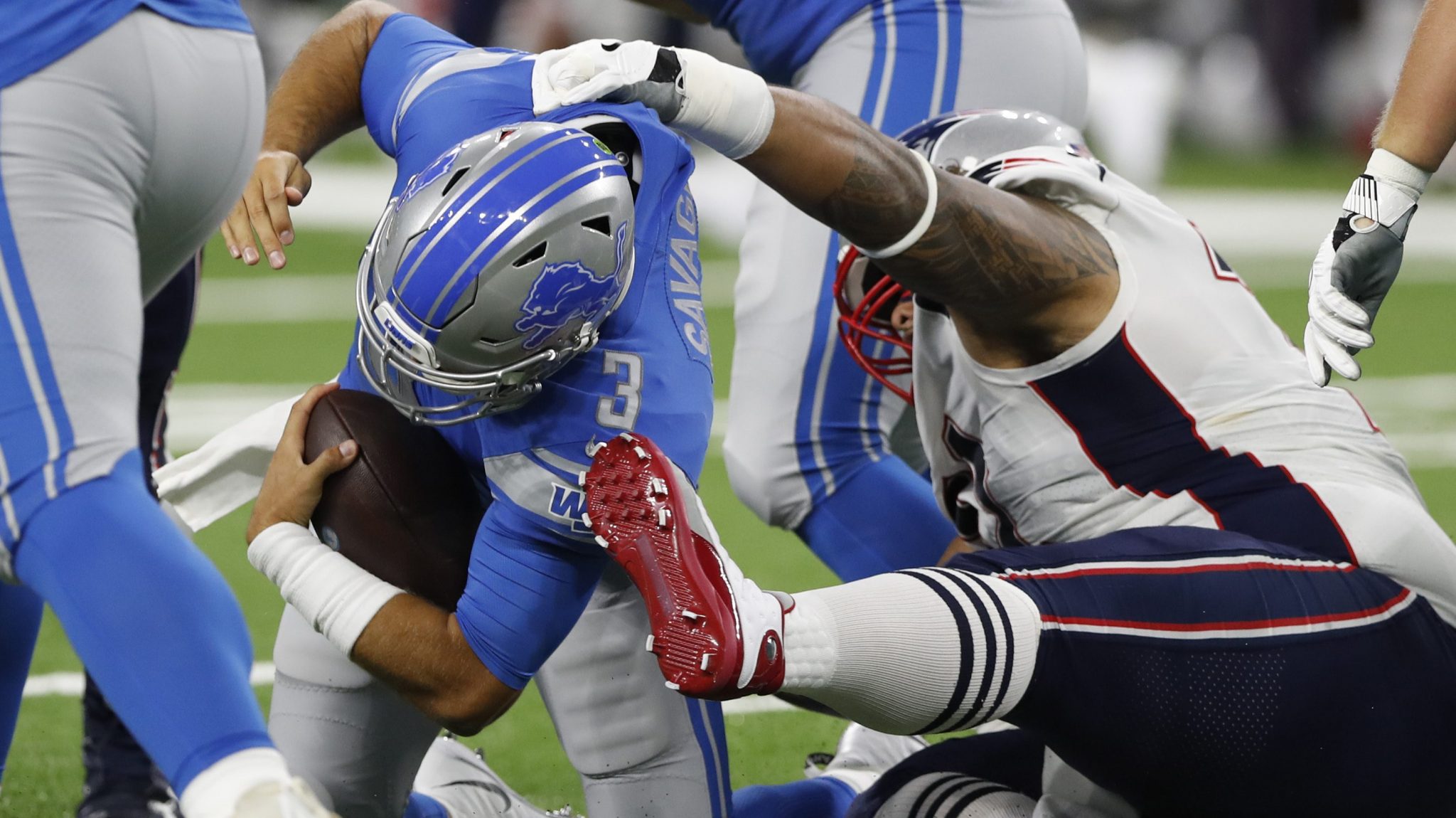 🏈 The Lions will work out veteran quarterbacks following Tom Savage injury