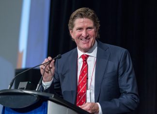 Mike Babcock is the new head coach of the Blue Jackets 😳 Mike Babcock