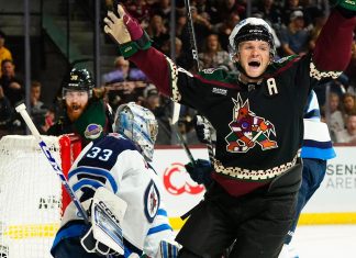 The Red Wings signs defenseman Christian Fischer to a one-year deal 🖊️ The Red Wings sign Christian Fischer