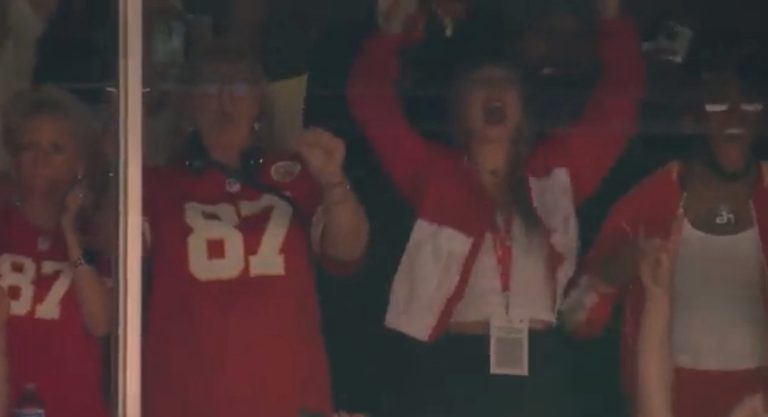 Taylor Swift is in Kansas City and blowing up NFL Twitter