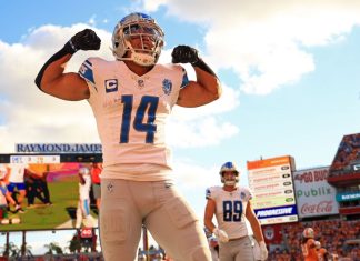 The Lions and Amon-Ra St. Brown are close on a massive contract extension 💰 Amon-Ra St. Brown of the Detroit Lions.