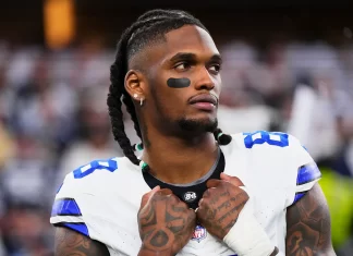 CeeDee Lamb scrubs the Cowboys from his Twitter page 🫥 CeeDee Lamb of the Dallas Cowboys.