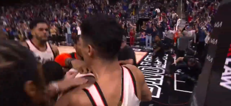 WATCH: Jaden Ivey hits a buzzer-beater to lift the Pistons over the Raptors 👀