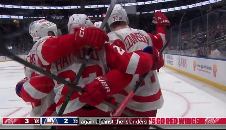 Lucas Raymond nets game-winner as the Red Wings beat the Islanders 🚨