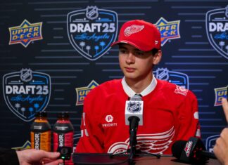 The Red Wings signed Carter Bear to an entry-level contract 🤝