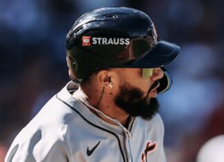 Guardians’ Late Surge Sinks Tigers, Forces Game 3