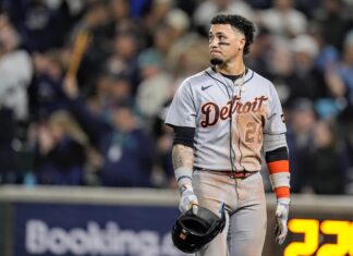 Mariners Outlast Tigers in 15-Inning Epic, Advance to ALCS