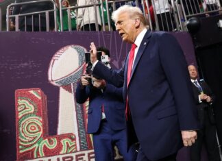 The Majors Breakfast: Trump pardons NFL players 🥞