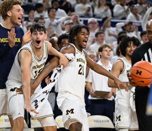 Michigan Rises to No. 1 in AP Poll as Arizona’s Grip on Top Spot Ends 📈