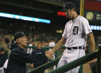Jim Leyland texted Justin Verlander “Welcome Home” when the Tigers re-signed him 🥹 Jim Leyland and Justin Verlander