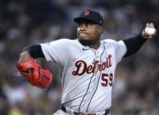 Tigers open crucial White Sox series with season on the line