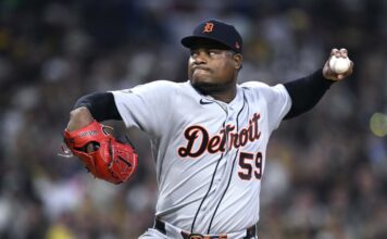 Tigers open crucial White Sox series with season on the line