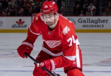 Red Wings open season against Rangers without Dylan Larkin 🏒