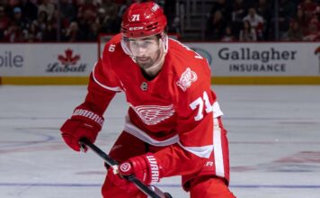 Red Wings open season against Rangers without Dylan Larkin 🏒